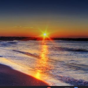 Meet your Posher, Avery